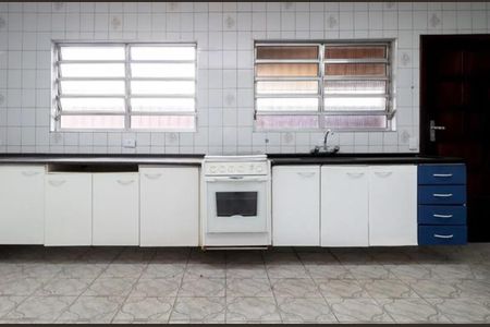 Casa para alugar com 257m², 3 quartos e 2 vagasCozinha