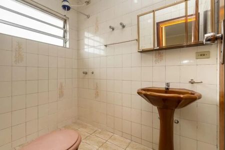 Casa para alugar com 257m², 3 quartos e 2 vagasBanheiro