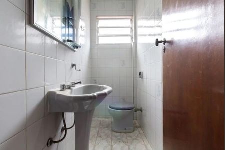 Casa para alugar com 257m², 3 quartos e 2 vagasBanheiro