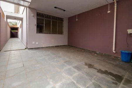 Casa para alugar com 257m², 3 quartos e 2 vagasÁrea externa