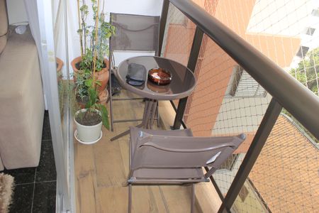 Varanda  de apartamento para alugar com 3 quartos, 83m² em Vila Augusta, Guarulhos