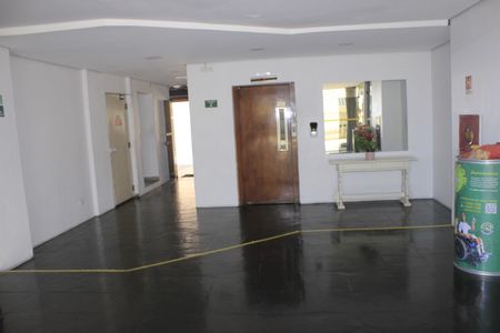 Apartamento à venda com 83m², 3 quartos e 1 vagaHall de entrada 