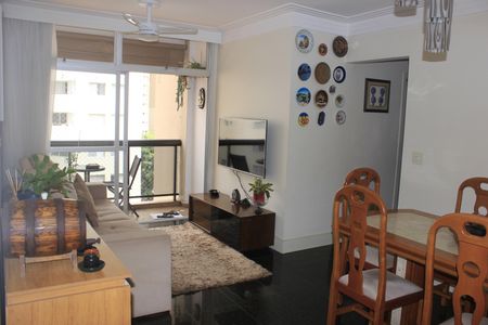 Sala  de apartamento para alugar com 3 quartos, 83m² em Vila Augusta, Guarulhos