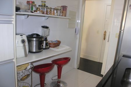 Apartamento à venda com 83m², 3 quartos e 1 vagaCozinha 
