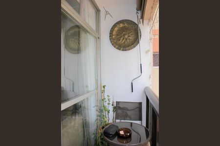 Apartamento à venda com 83m², 3 quartos e 1 vagaVaranda 