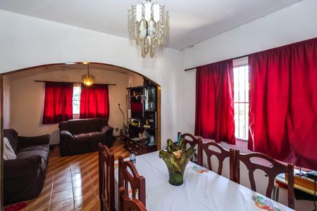 Casa à venda com 333m², 3 quartos e 3 vagasSala