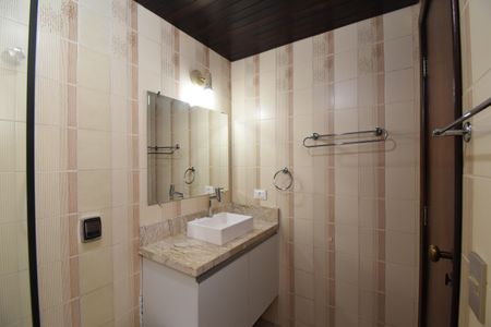 Apartamento para alugar com 58m², 1 quarto e sem vagaBanheiro