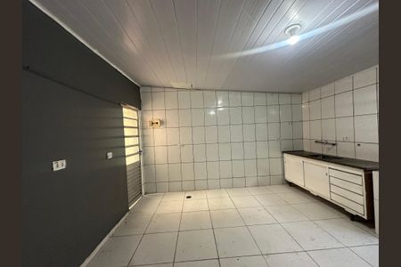 Casa para alugar com 35m², 1 quarto e sem vaga Casa para alugar com 35m², 1 quarto e sem vagaSala/Quarto