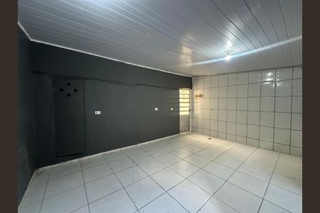 Casa para alugar com 35m², 1 quarto e sem vaga Casa para alugar com 35m², 1 quarto e sem vagaSala/Quarto