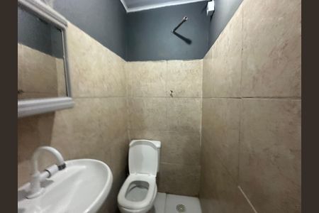 Casa para alugar com 35m², 1 quarto e sem vaga Casa para alugar com 35m², 1 quarto e sem vagaBanheiro