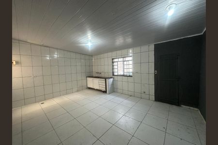 Casa para alugar com 35m², 1 quarto e sem vaga Casa para alugar com 35m², 1 quarto e sem vagaSala/Quarto
