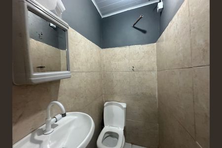 Casa para alugar com 35m², 1 quarto e sem vaga Casa para alugar com 35m², 1 quarto e sem vagaBanheiro