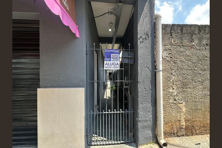 Casa para alugar com 35m², 1 quarto e sem vaga Casa para alugar com 35m², 1 quarto e sem vagaFachada