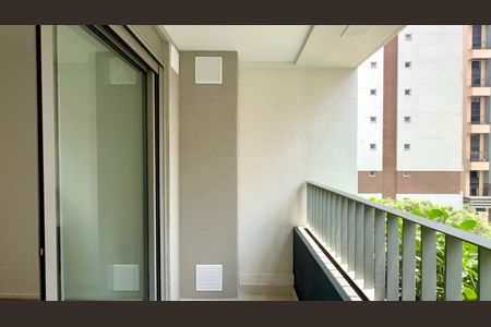 Varanda de kitnet/studio à venda com 1 quarto, 23m² em Pinheiros, São Paulo