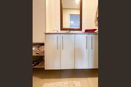 Apartamento à venda com 104m², 2 quartos e 2 vagas Apartamento à venda com 104m², 2 quartos e 2 vagasLavabo