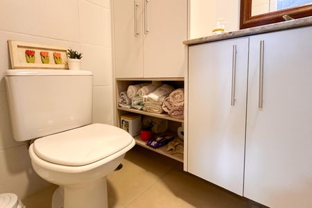 Apartamento à venda com 104m², 2 quartos e 2 vagas Apartamento à venda com 104m², 2 quartos e 2 vagasLavabo