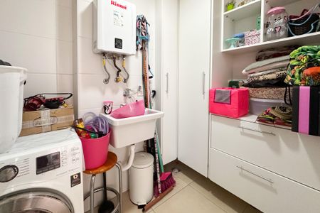 Apartamento à venda com 104m², 2 quartos e 2 vagas Apartamento à venda com 104m², 2 quartos e 2 vagasÁrea de Serviço