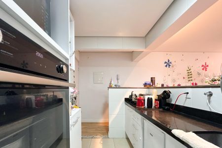 Apartamento à venda com 104m², 2 quartos e 2 vagas Apartamento à venda com 104m², 2 quartos e 2 vagasCozinha