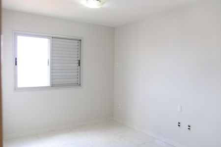 Suíte de apartamento para alugar com 2 quartos, 70m² em Setor Negrão de Lima, Goiânia