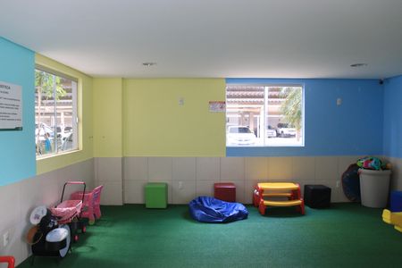 Apartamento para alugar com 70m², 2 quartos e 1 vagaÁrea comum