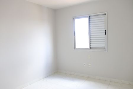 Apartamento para alugar com 70m², 2 quartos e 1 vagaQuarto