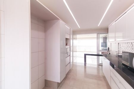 Apartamento à venda com 201m², 3 quartos e 4 vagasCozinha