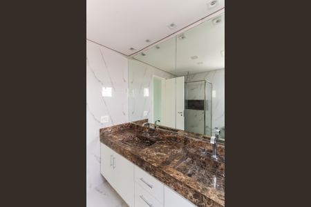 Apartamento à venda com 201m², 3 quartos e 4 vagasBanheiro da Suíte 3