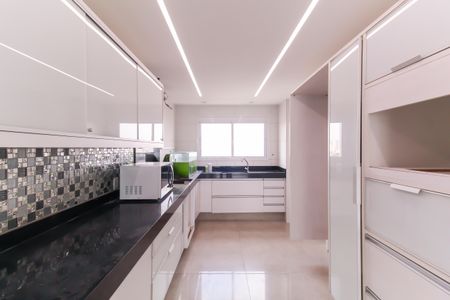 Apartamento à venda com 201m², 3 quartos e 4 vagasCozinha