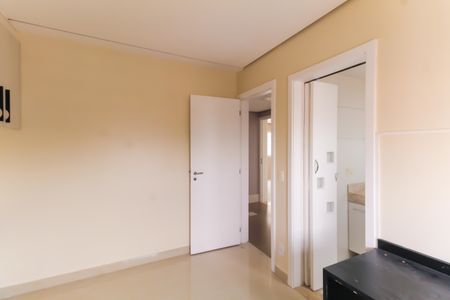 Apartamento à venda com 201m², 3 quartos e 4 vagasQuarto 2 - Suíte