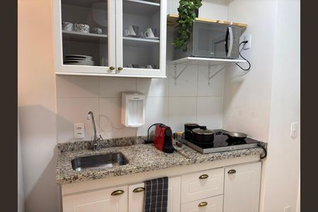Cozinha de apartamento à venda com 1 quarto, 25m² em Jardim Paulista, São Paulo