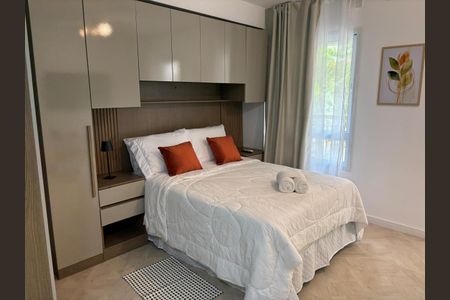 Sala / Quarto de apartamento à venda com 1 quarto, 25m² em Jardim Paulista, São Paulo