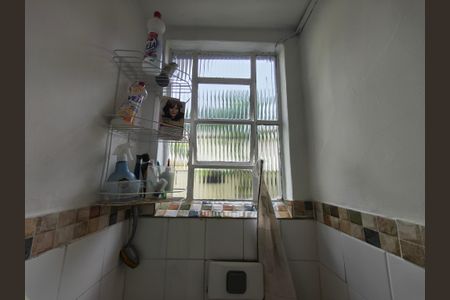 Casa de condomínio à venda com 180m², 4 quartos e 2 vagas Casa de condomínio à venda com 180m², 4 quartos e 2 vagasBanheiro Serviço