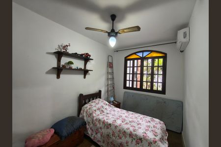 Casa de condomínio à venda com 180m², 4 quartos e 2 vagas Casa de condomínio à venda com 180m², 4 quartos e 2 vagasQuarto 2