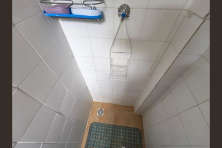 Casa de condomínio à venda com 180m², 4 quartos e 2 vagas Casa de condomínio à venda com 180m², 4 quartos e 2 vagasBanheiro Serviço