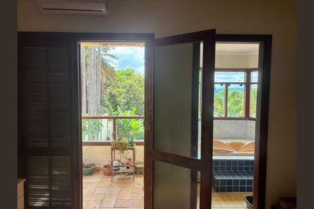 Casa de condomínio à venda com 443m², 4 quartos e 3 vagasFoto 28