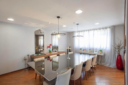 Apartamento à venda com 263m², 4 quartos e 4 vagasSala 1