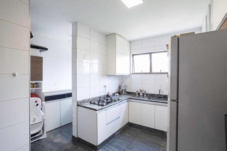 Apartamento à venda com 263m², 4 quartos e 4 vagasCozinha