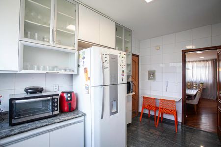 Apartamento à venda com 263m², 4 quartos e 4 vagasCozinha