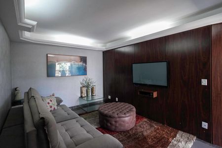 Apartamento à venda com 263m², 4 quartos e 4 vagasCobertura - Sala 3