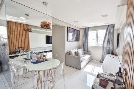 Sala de apartamento para alugar com 2 quartos, 42m² em Cambuci, São Paulo