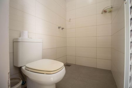 Casa de condomínio para alugar com 250m², 3 quartos e 2 vagasBanheiro