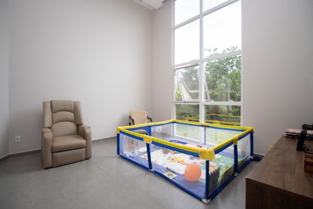 Casa de condomínio para alugar com 250m², 3 quartos e 2 vagasSala