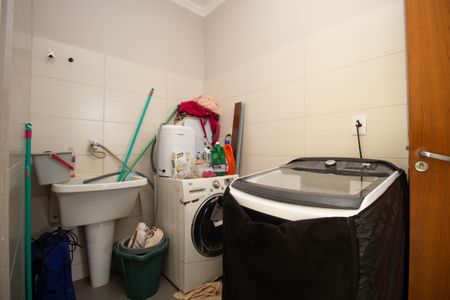 Casa de condomínio para alugar com 250m², 3 quartos e 2 vagasÁrea de Serviço