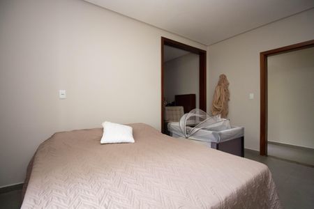 Casa de condomínio para alugar com 250m², 3 quartos e 2 vagasSuíte 1