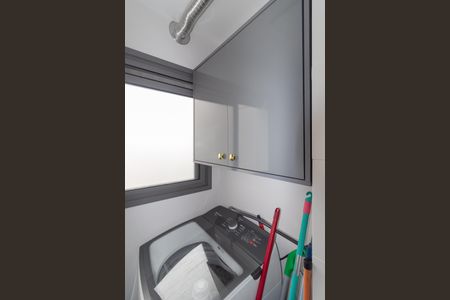 Apartamento à venda com 65m², 2 quartos e 1 vagaÁrea de Serviço