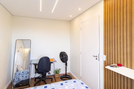 Quarto 1 de apartamento para alugar com 2 quartos, 41m² em Vila Sul Americana, Carapicuíba