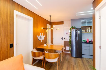 Sala de apartamento para alugar com 2 quartos, 41m² em Vila Sul Americana, Carapicuíba
