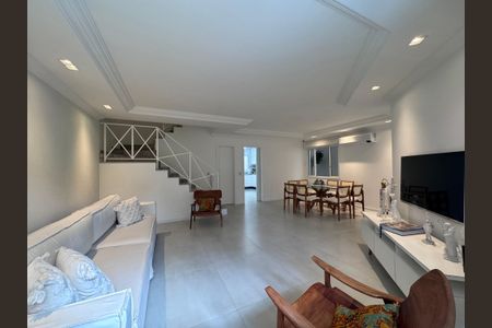 Sala de casa de condomínio à venda com 4 quartos, 282m² em Vargem Pequena, Rio de Janeiro