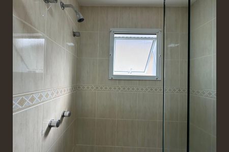 Casa de condomínio à venda com 282m², 4 quartos e 5 vagasBanheiro Social