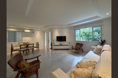 Sala de casa de condomínio à venda com 4 quartos, 282m² em Vargem Pequena, Rio de Janeiro